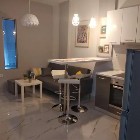 Center No 2 * Θεσσαλονίκη
