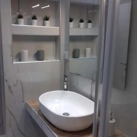 Center No 2 Appartement